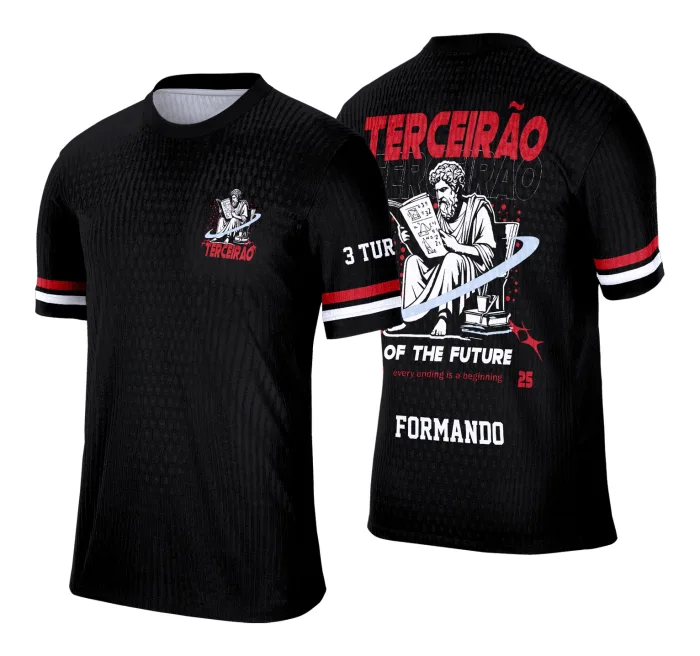 Camiseta unissex preta com logo no peito e estampa grande nas costas com tema Terceirão Sócrates, ideal para estudantes, estilo marcante e jovem.