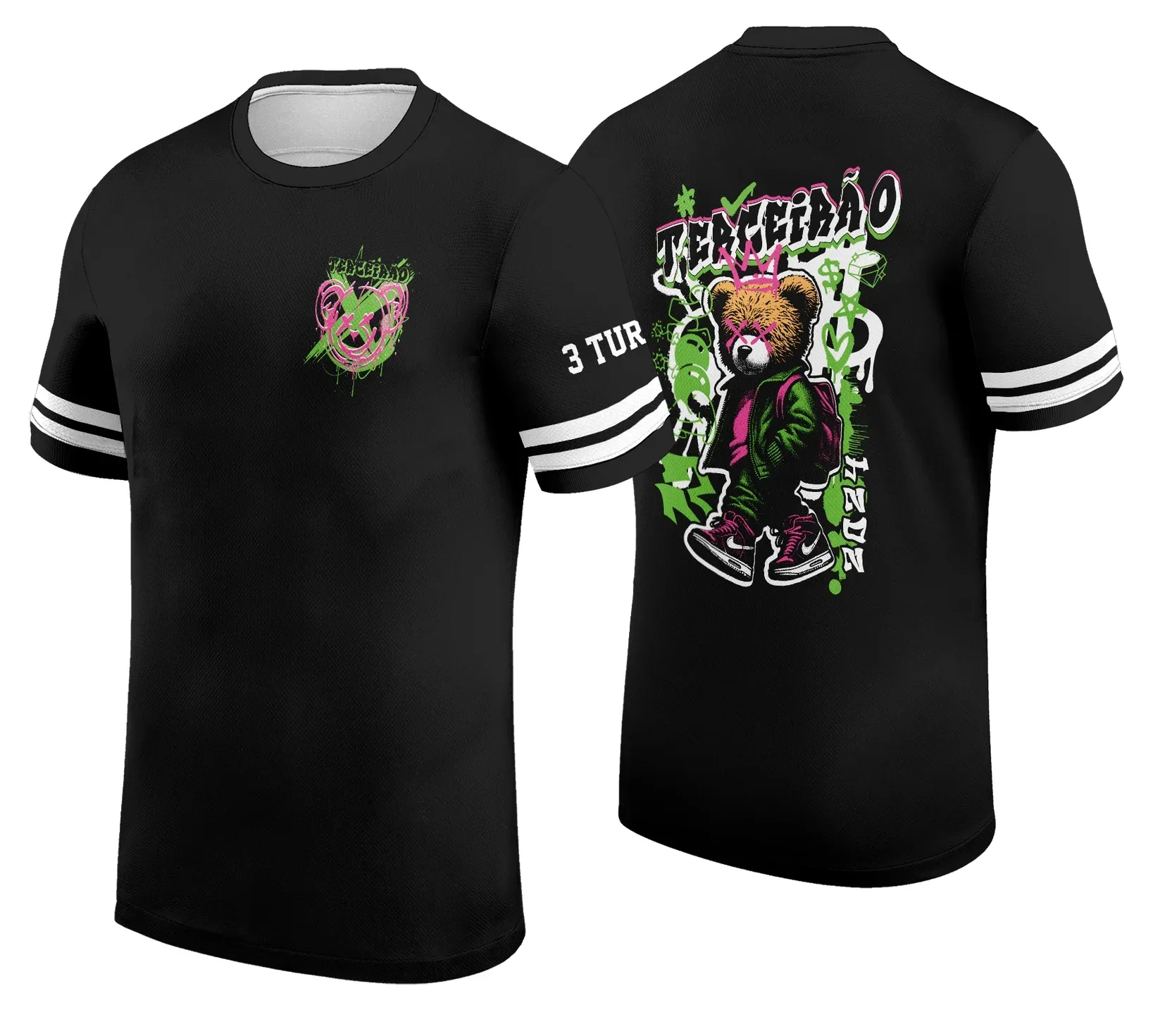 Camiseta preta unissex com logo no peito e estampa grande nas costas com Urso inspirado no estilo terceirão, ideal para jovens e eventos escolares.