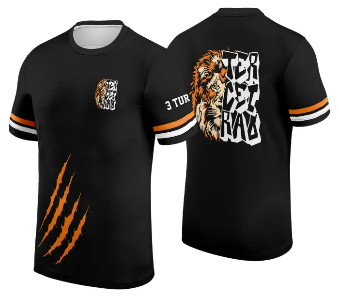 Camiseta unissex preta com logo no peito e estampa grande nas costas do Leão do Terceirão, design forte e marcante, ideal para expressar espírito de turma com estilo.