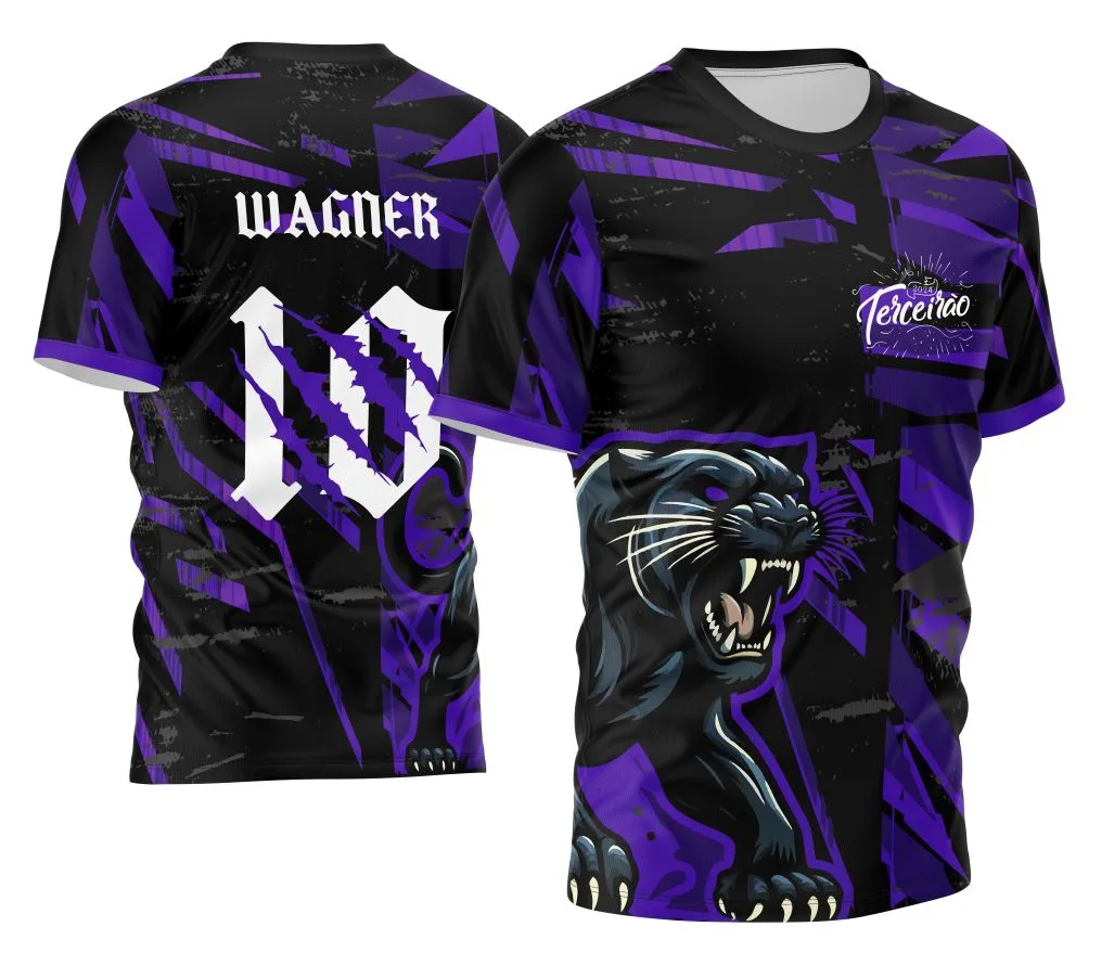 Camiseta unissex preta com logo no peito e estampa grande nas costas do Terceirão Pantera Negra 2026, estilo moderno e jovem perfeita para estudantes e fãs do tema.