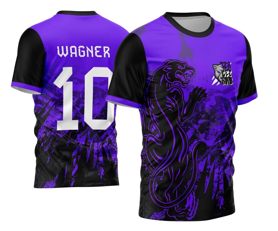 Camiseta unissex preta com logo no peito e estampa grande nas costas com tema Terceirão Pantera Negra Esportiva 2026 Design 02, perfeita para estudantes que querem estilo e identidade.