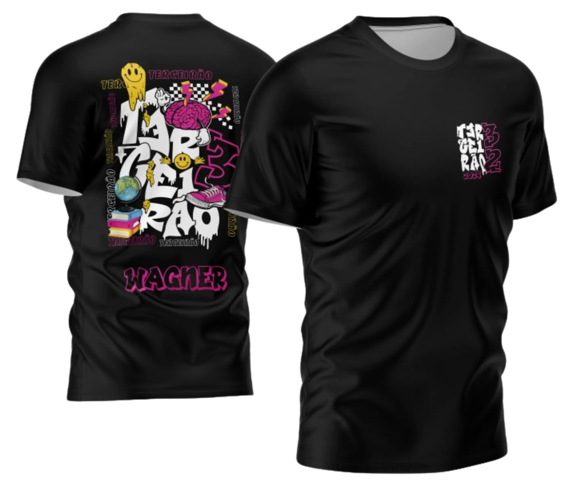 Camiseta unissex preta com logo no peito e estampa grande nas costas mostrando mapa do mundo em estilo clássico, perfeita para terçãos celebrarem o último ano escolar com estilo.