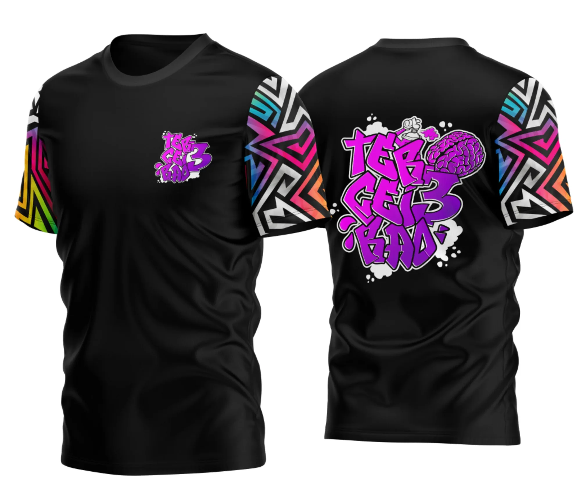 Camiseta unissex preta com logo no peito e estampa grande nas costas em tema de Terceirão Graffiti Spray Cérebro, visual moderno e urbano destacando estilo jovem.