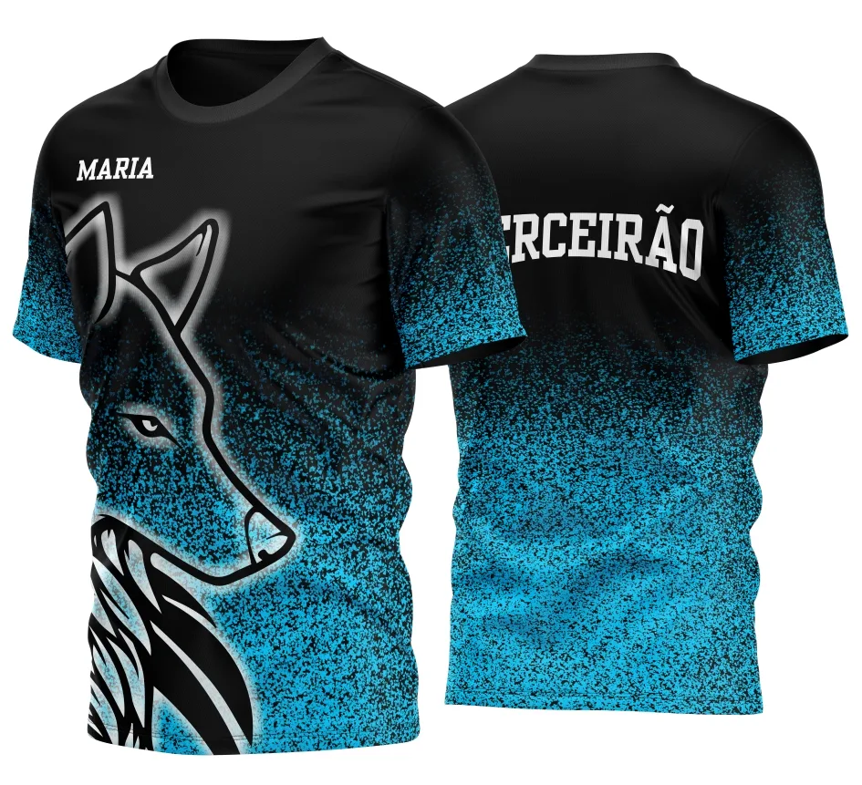 Camiseta unissex preta com logo no peito e estampa grande nas costas retratando o Lobo Coiote do Terceirão, ideal para quem quer mostrar orgulho e estilo na escola.